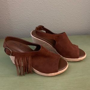 American Eagle Suede Fringe Booties Wedges 8